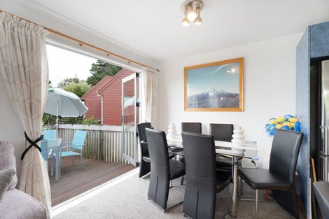 Photo of property in 7 Spruce Grove, Ranui, Porirua, 5024