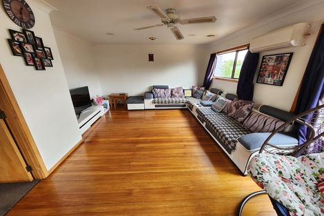 Photo of property in 1/17 Rosier Road, Glen Eden, Auckland, 0602