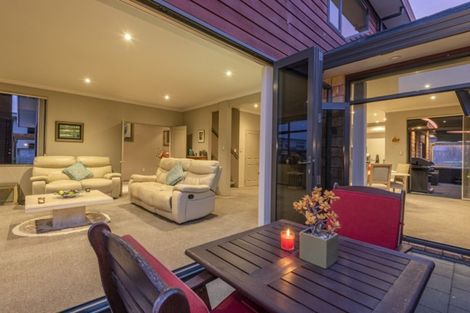 Photo of property in 22 Key West Drive, One Tree Point, 0118