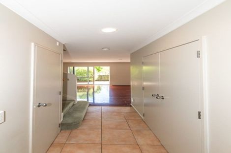 Photo of property in 6/78 Fernhill Way, Oteha, Auckland, 0632