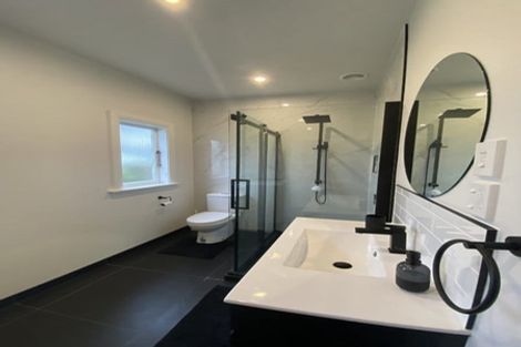 Photo of property in 56 Eden Street, Island Bay, Wellington, 6023