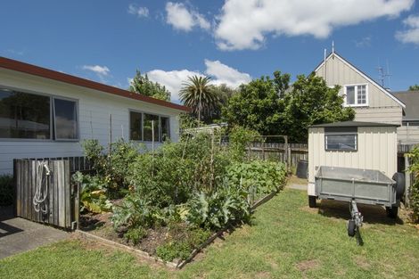 Photo of property in 93a Welcome Bay Road, Welcome Bay, Tauranga, 3112