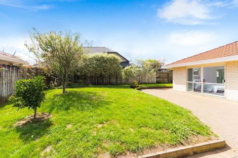 Photo of property in 20 Keswick Close, Northpark, Auckland, 2013