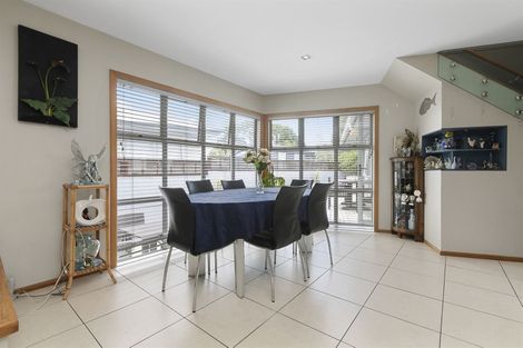 Photo of property in 33 Links Avenue, Mount Maunganui, 3116