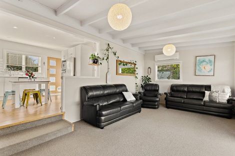 Photo of property in 14 Catherine Crescent, Whitianga, 3510