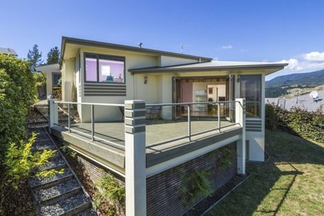 Photo of property in 17 Windsor Drive, Britannia Heights, Nelson, 7010