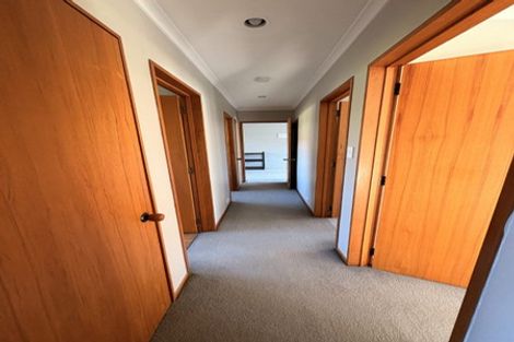 Photo of property in 2/38 Chipping Lane, Redwood, Christchurch, 8051