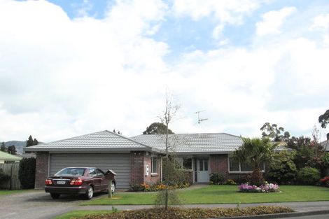 Photo of property in 16 Capricorn Place, Kawaha Point, Rotorua, 3010