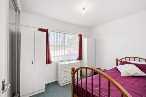 Photo of property in 30 Carluke Street, Paparangi, Wellington, 6037