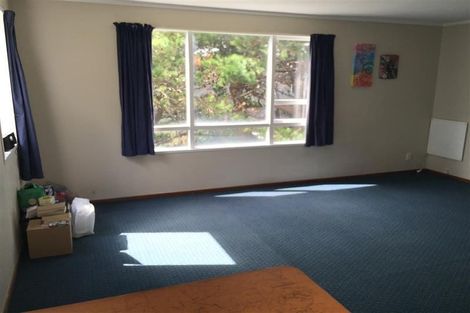 Photo of property in 2/65 Mandalay Terrace, Khandallah, Wellington, 6035