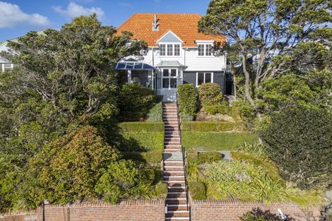 Photo of property in 39 Fairview Crescent, Kelburn, Wellington, 6012