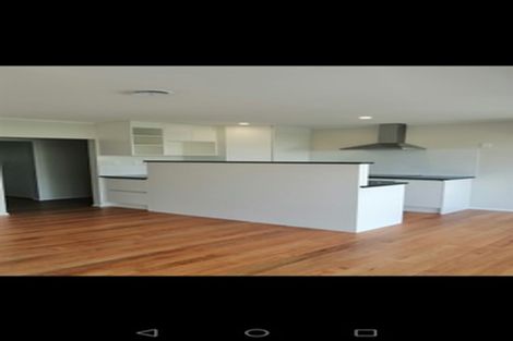 Photo of property in 5/8 Tawera Road, Greenlane, Auckland, 1051