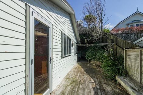 Photo of property in 4 Roscoe Terrace, Wadestown, Wellington, 6012