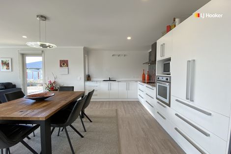 Photo of property in 51 Silver Springs Boulevard, Mosgiel, 9024