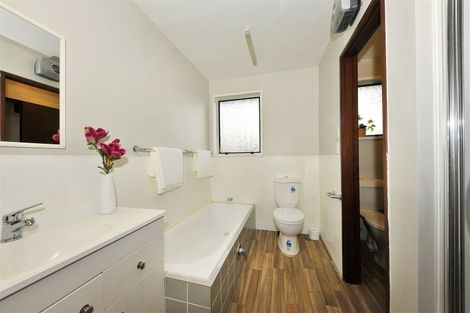 Photo of property in 12 Dalrye Place, Ilam, Christchurch, 8041