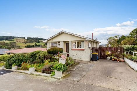 Photo of property in 5 Springdon Avenue, Sawyers Bay, Port Chalmers, 9023