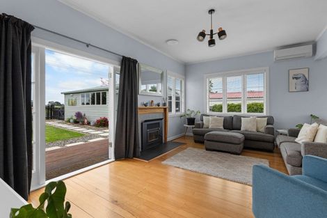Photo of property in 46 Wharf Road, Clarks Beach, Pukekohe, 2679