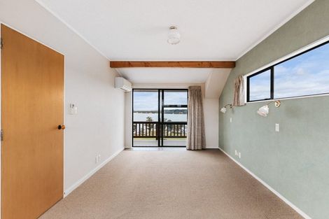 Photo of property in 87 Harbour View Road, Omokoroa, 3114