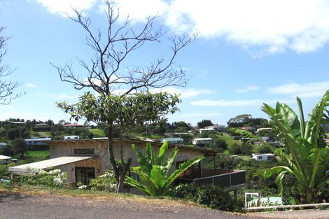 Photo of property in 16 Wellington Road, Surfdale, Waiheke Island, 1081