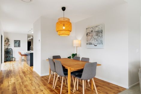 Photo of property in 3 Wheat Street, Jacks Point, Queenstown, 9371