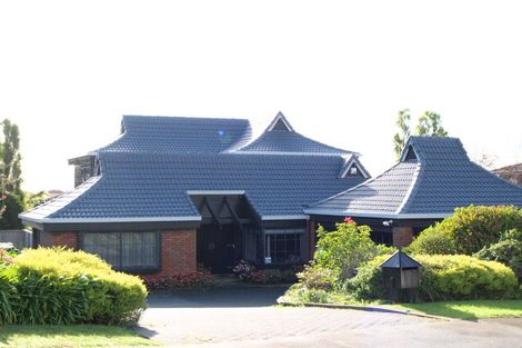 Photo of property in 2 Jolyn Place, Cockle Bay, Auckland, 2014