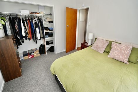 Photo of property in 43 College Street, Awapuni, Palmerston North, 4412