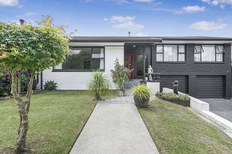 Photo of property in 32 Chedworth Avenue, Chedworth, Hamilton, 3210