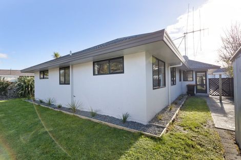 Photo of property in 20a East Street, Terrace End, Palmerston North, 4410