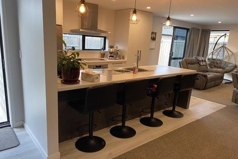 Photo of property in 23 Taioma Close, Papamoa, 3118