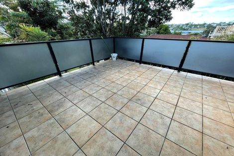 Photo of property in 11 Kathleen Street, Totara Vale, Auckland, 0627