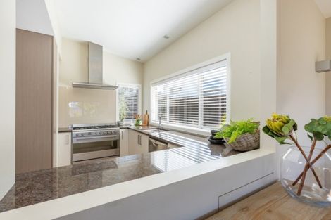 Photo of property in 11 Patiki Place, Omaha, 0986