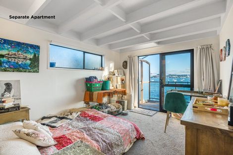 Photo of property in 5 Stanley Point Road, Stanley Point, Auckland, 0624