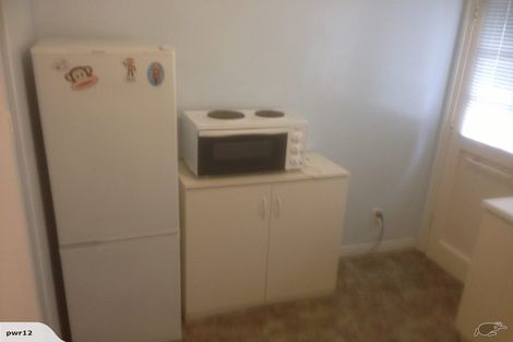 Photo of property in 14 Alton Terrace, Pakuranga Heights, Auckland, 2010