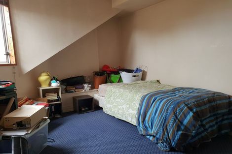 Photo of property in 8/31 Dowling Street, Dunedin Central, Dunedin, 9016