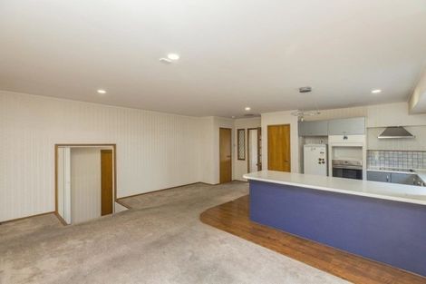 Photo of property in 40 Pigeon Mountain Road, Half Moon Bay, Auckland, 2012