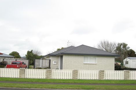 Photo of property in 27 Silvan Place, Bell Block, New Plymouth, 4312