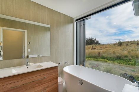 Photo of property in 13 Kotuku Lane, Jacks Point, Queenstown, 9371