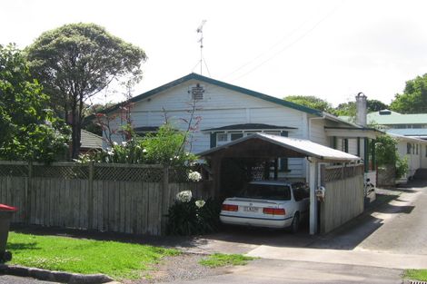 Photo of property in 18 Karetu Road, Greenlane, Auckland, 1051