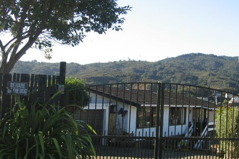 Photo of property in 12 Bogle Grove, Stokes Valley, Lower Hutt, 5019