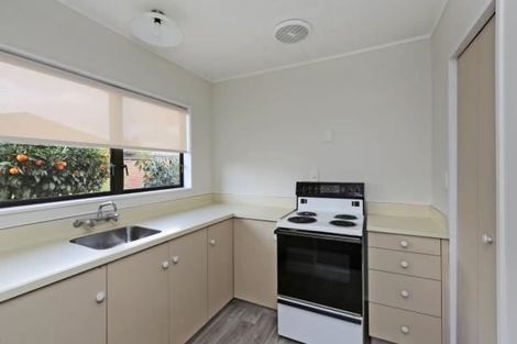 Photo of property in 7/501 Eastbourne Street East, Hastings, 4122