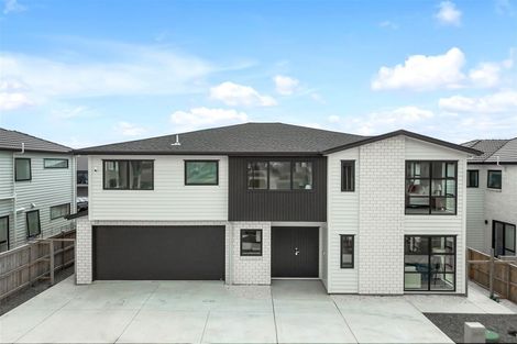 Photo of property in 51 Hikuawa Road, Flat Bush, Auckland, 2019
