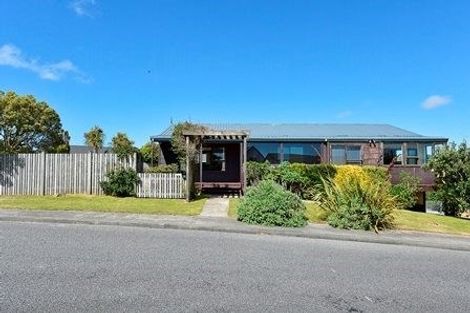 Photo of property in 12 Dominica Crescent, Grenada Village, Wellington, 6037