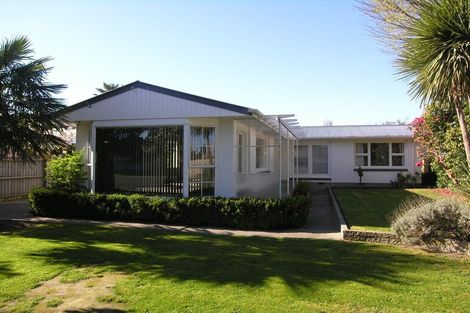 Photo of property in 130 Blighs Road, Strowan, Christchurch, 8052