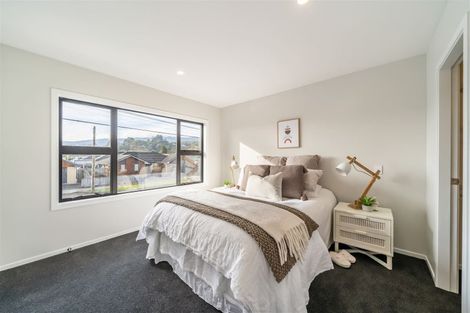 Photo of property in 25b King Street, Ebdentown, Upper Hutt, 5018