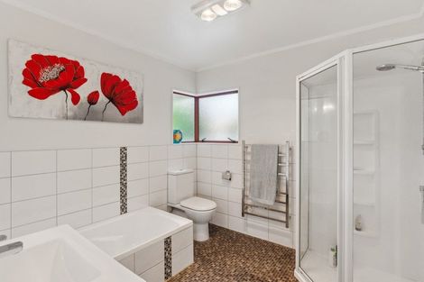 Photo of property in 303 Manly Street, Paraparaumu Beach, Paraparaumu, 5032