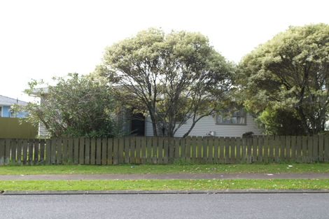 Photo of property in 18 Woburn Street, Mangere East, Auckland, 2024