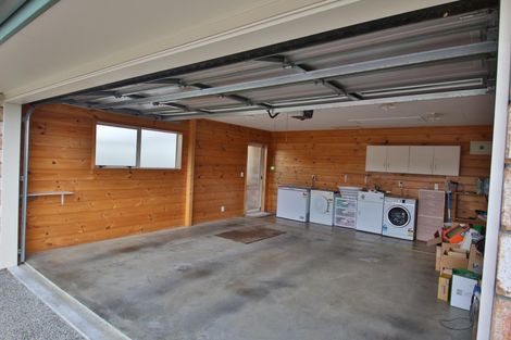 Photo of property in 2 Halyard Loop, Haruru, 0204