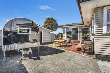 Photo of property in 12 Hitchings Avenue, Onekawa, Napier, 4110