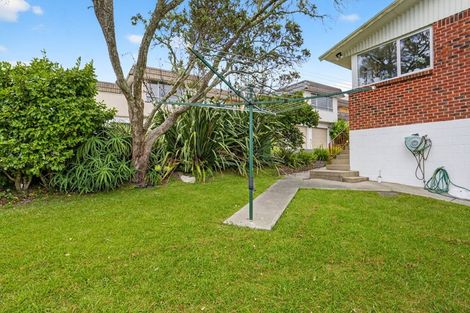 Photo of property in 2/35 Rangitoto Terrace, Milford, Auckland, 0620