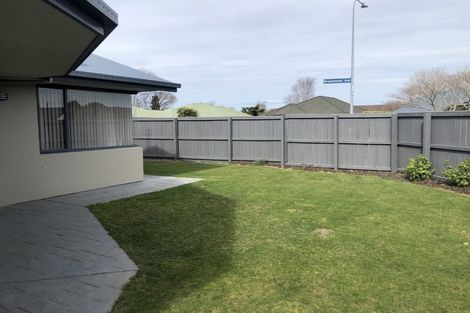 Photo of property in 2 Anglesea Avenue, Parklands, Christchurch, 8083